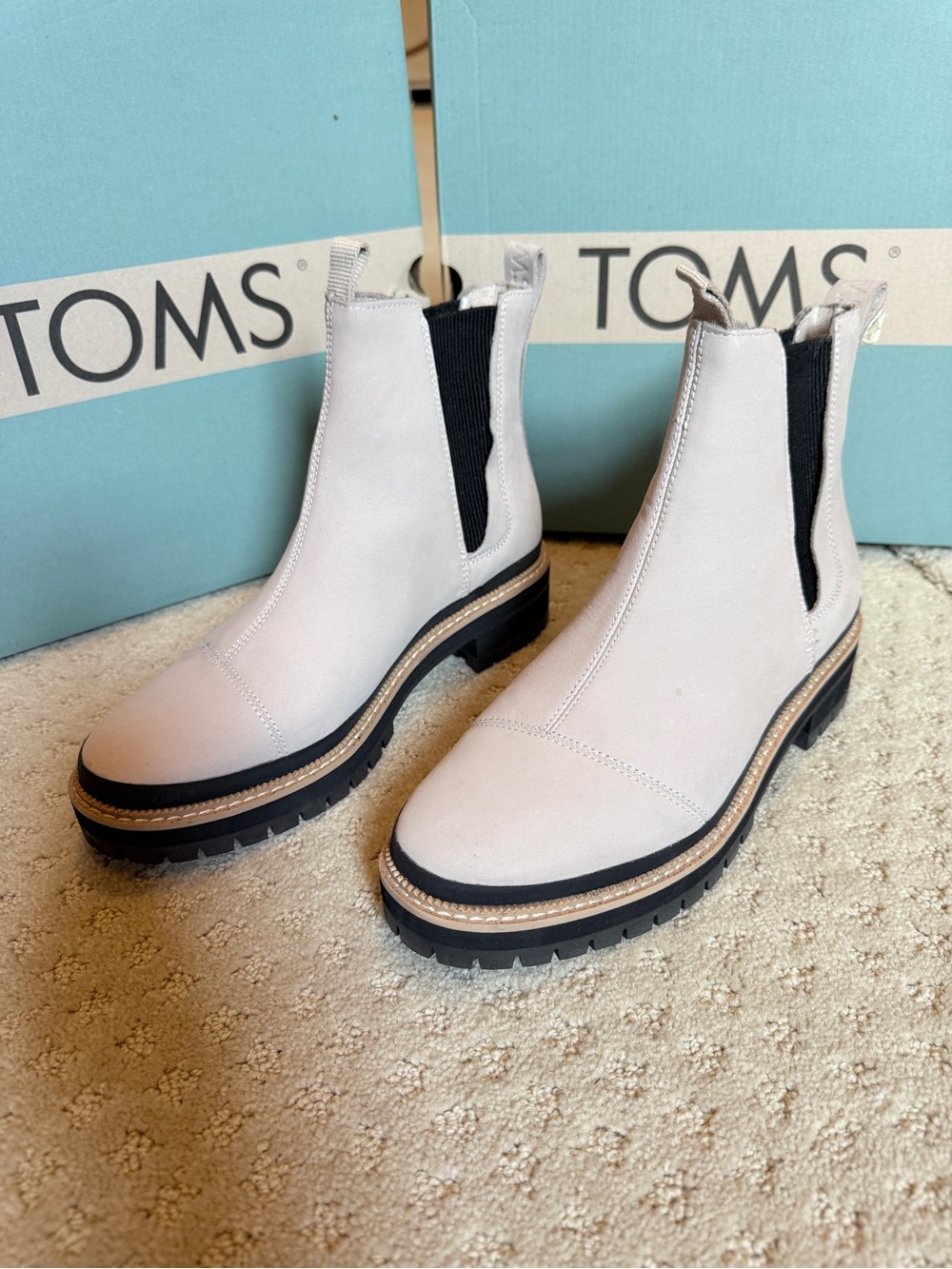 TOMS Dakota Water Resistant Mushroom Oiled Nubuck